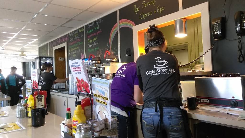 Getty Street Grill | restaurant | 1572 S Getty St, Muskegon, MI 49442, USA | 2317736388 OR +1 231-773-6388