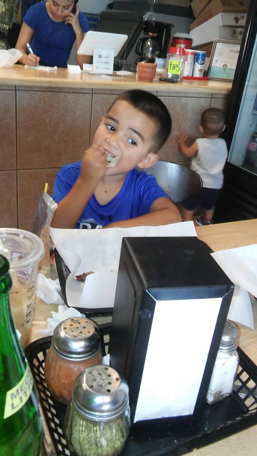 Nuevo Burrito | restaurant | 8202 W Indian School Rd, Phoenix, AZ 85033, USA | 6238732400 OR +1 623-873-2400