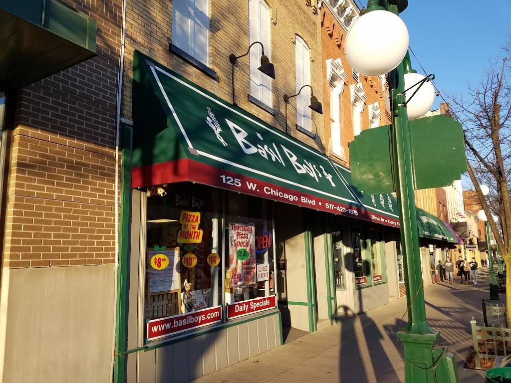 Basil Boys | meal takeaway | 125 W Chicago Blvd, Tecumseh, MI 49286, USA | 5174231875 OR +1 517-423-1875