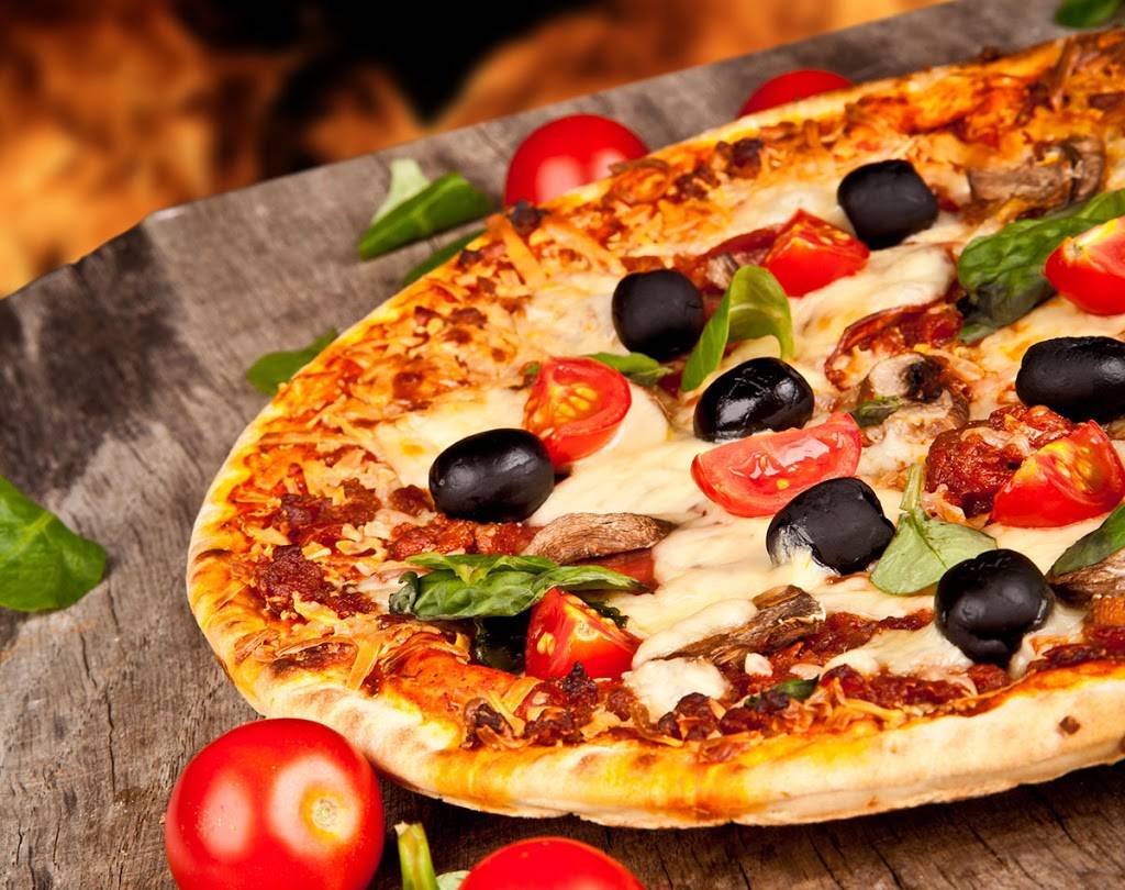 Dannys Pizza | restaurant | 239-, 241 Bushwick Ave, Brooklyn, NY 11206, USA | 7183811669 OR +1 718-381-1669