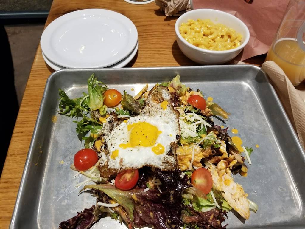 Moontown Brewing Company | restaurant | 345 S Bowers St, Whitestown, IN 46075, USA | 3177693880 OR +1 317-769-3880