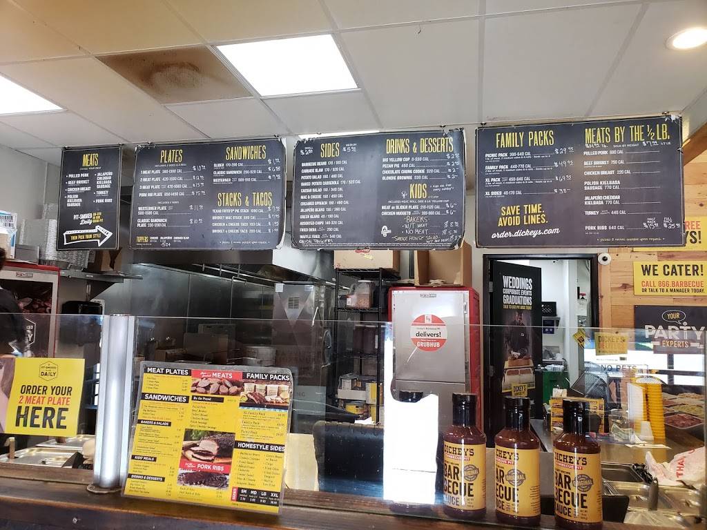 Dickeys Barbecue Pit | restaurant | 21853 Ventura Blvd, Woodland Hills, CA 91364, USA | 8183139700 OR +1 818-313-9700