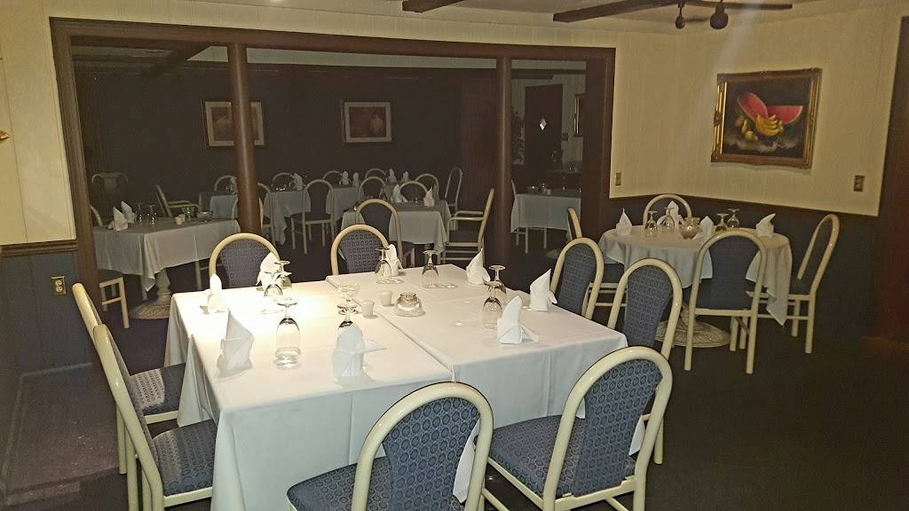 Porch Restaurant & Pub | restaurant | 890 Tulpehocken Rd, Myerstown, PA 17067, USA | 7178662200 OR +1 717-866-2200