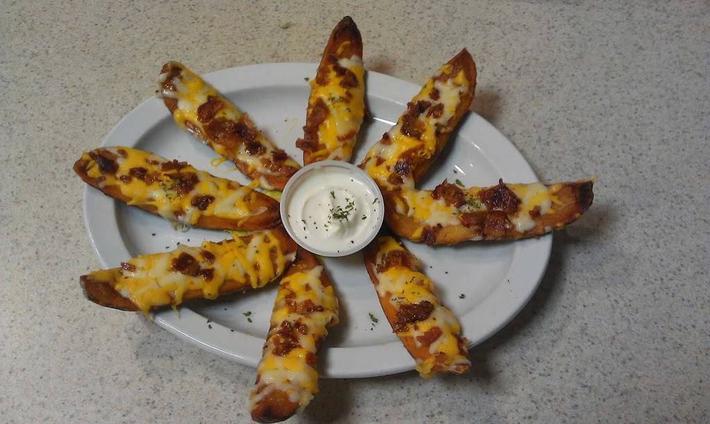 Legends Bar & Grille | restaurant | 68 Airport Rd, Fitchburg, MA 01420, USA | 9783426500 OR +1 978-342-6500