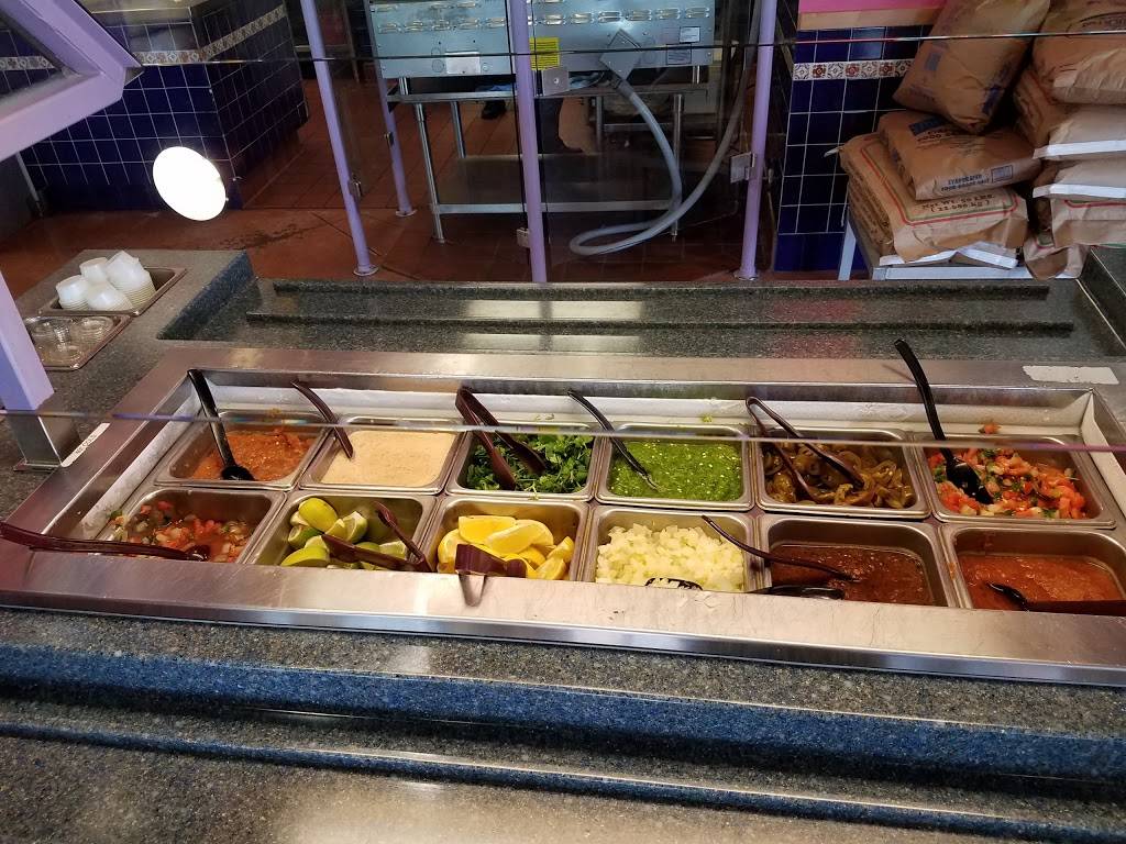 Taco Cabana | restaurant | 10210 Central Ave NE, Albuquerque, NM 87123, USA | 5053232690 OR +1 505-323-2690