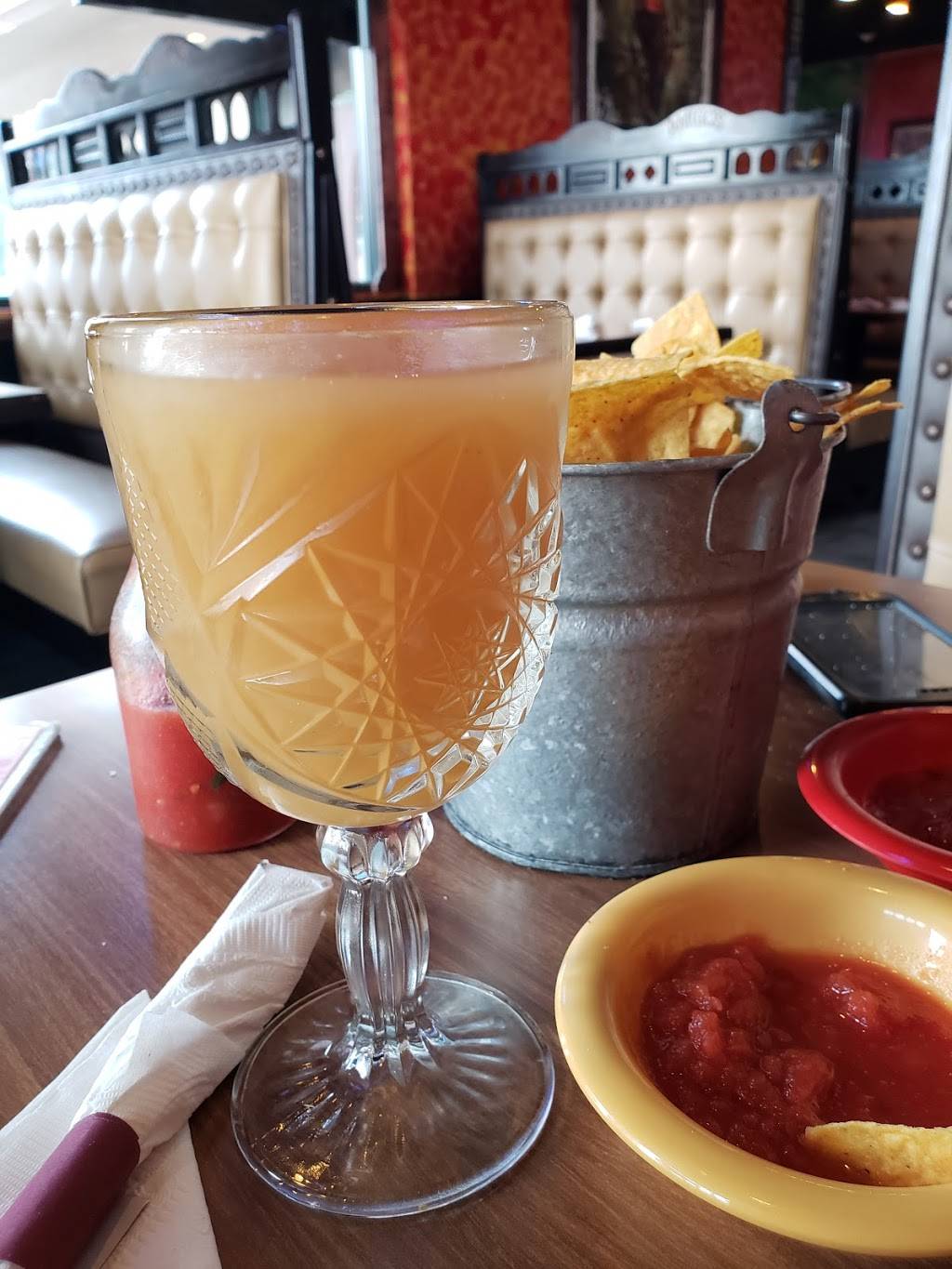 Amigos & Tequila | restaurant | 4824 Harvest Mill Way, Knoxville, TN 37918, USA | 8652403652 OR +1 865-240-3652