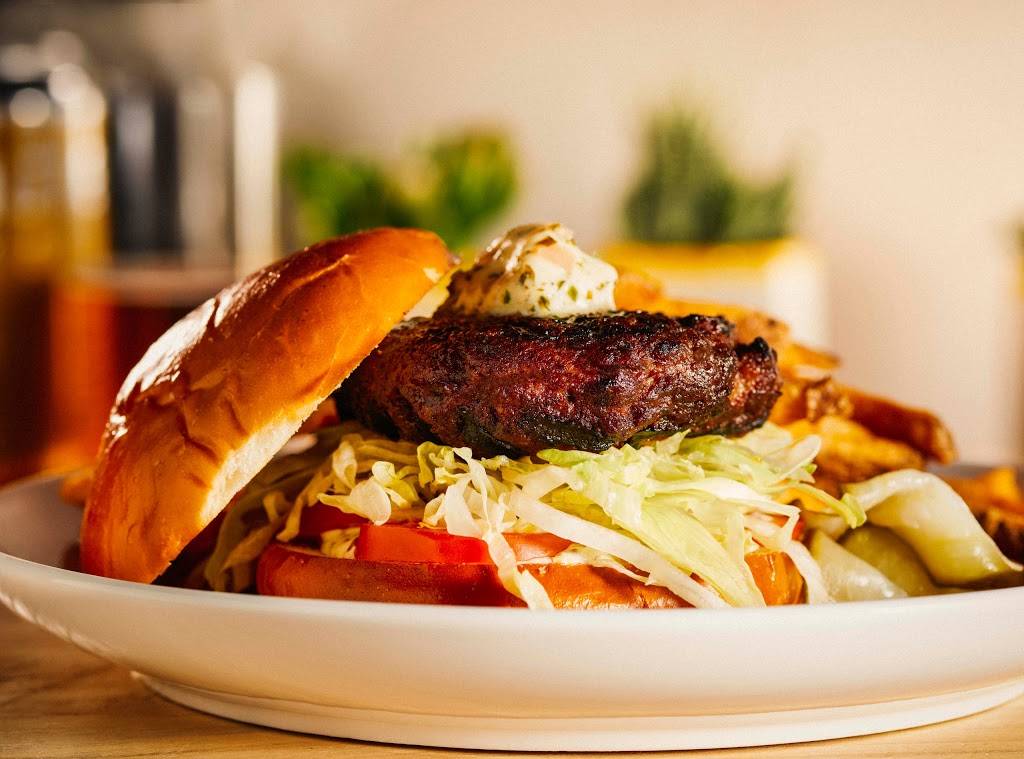 Book Club | restaurant | 5411 Penn Ave S, Minneapolis, MN 55419, USA | 6128225411 OR +1 612-822-5411