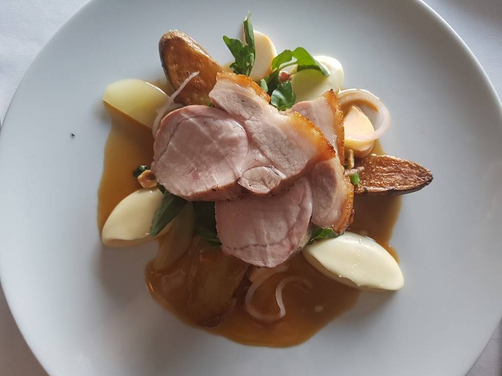 Scaramouche Restaurant & Pasta Bar and Grill | restaurant | 1 Benvenuto Pl, Toronto, ON M4V 2L1, Canada | 4169618011 OR +1 416-961-8011