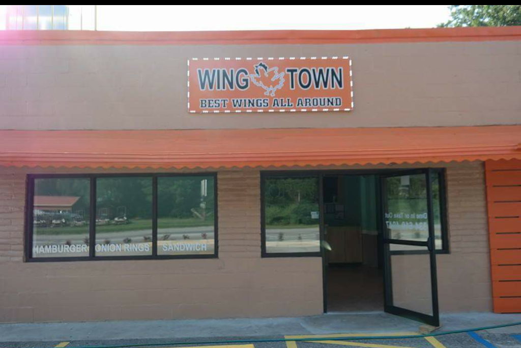 Wing Town | restaurant | 13 Samford Ave, Opelika, AL 36801, USA | 3346104047 OR +1 334-610-4047