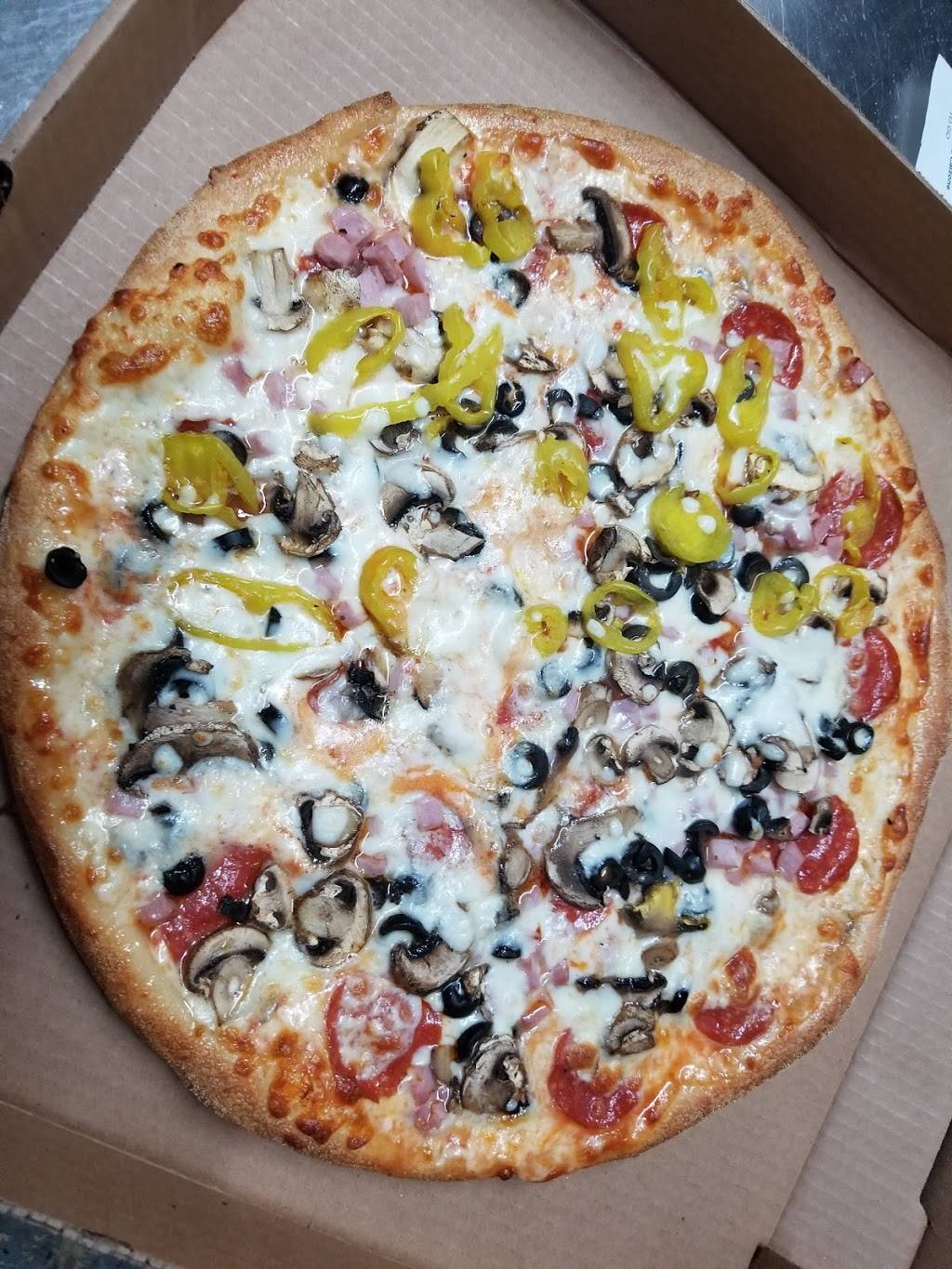 Causeway Pizza | restaurant | 301 Sadowski Causeway, Key Colony Beach, FL 33051, USA | 3057354116 OR +1 305-735-4116