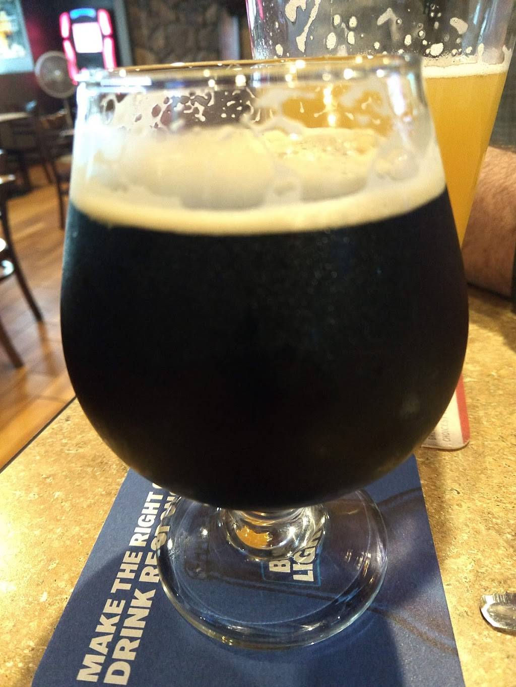 Tap House Pub and Patio | restaurant | 9015 Veterans Memorial Pkwy, OFallon, MO 63366, USA | 6364392390 OR +1 636-439-2390