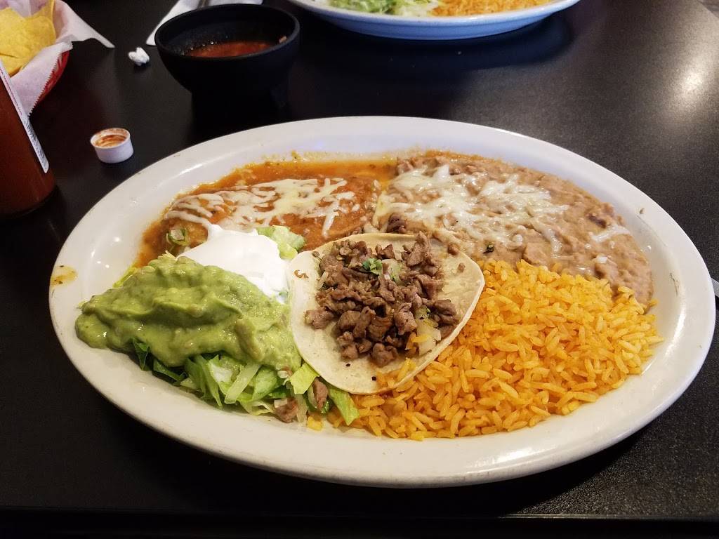 Los Gallos Taqueria | restaurant | 520 F St, Lincoln, CA 95648, USA | 9166459194 OR +1 916-645-9194