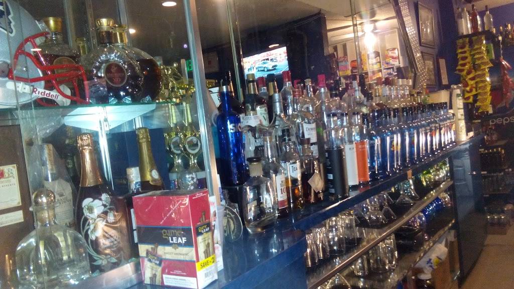 Red Door Bar and Lounge | restaurant | 1000 N Payson St, Baltimore, MD 21217, USA | 4107109459 OR +1 410-710-9459