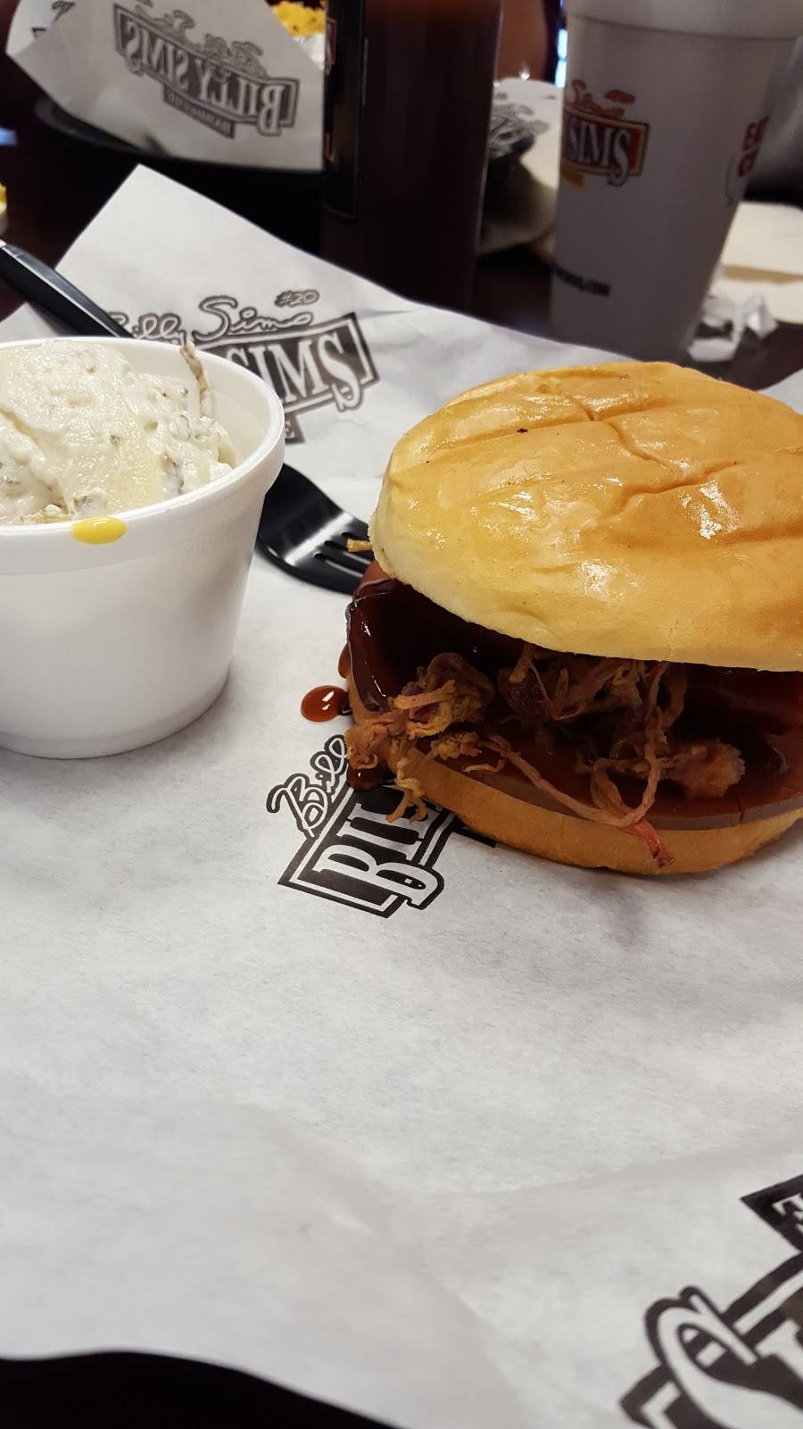 Billy Sims Barbecue | restaurant | 800 Garth Brooks Blvd #125, Yukon, OK 73099, USA | 4052652244 OR +1 405-265-2244