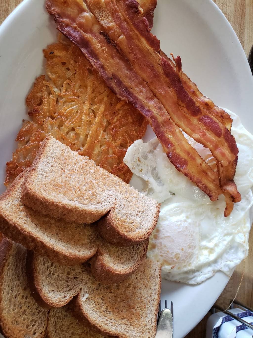 Donnies Diner | cafe | 11016 E, State Hwy 76, Branson West, MO 65737, USA | 4172728558 OR +1 417-272-8558