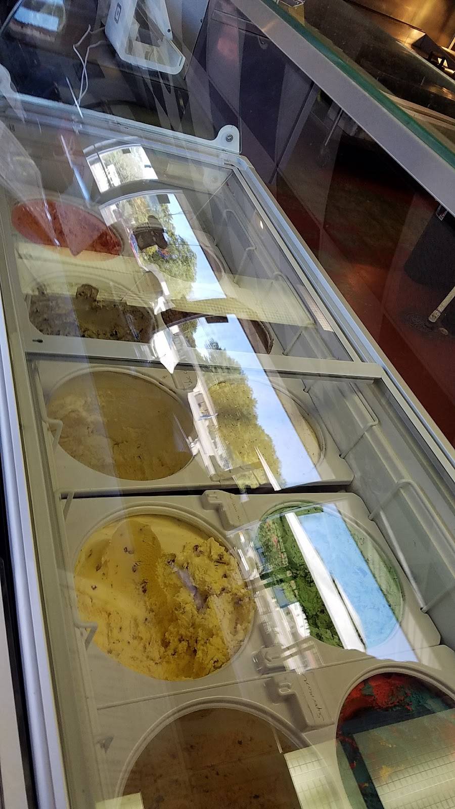 Maxs LLC | restaurant | 2928 Mitchell Rd, Bedford, IN 47421, USA | 8123291440 OR +1 812-329-1440