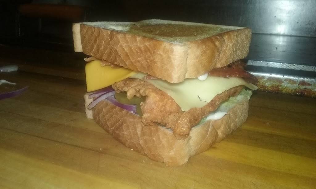 Hashbrowns Cafe | restaurant | 19458 Conant St, Detroit, MI 48234, USA | 3133660433 OR +1 313-366-0433