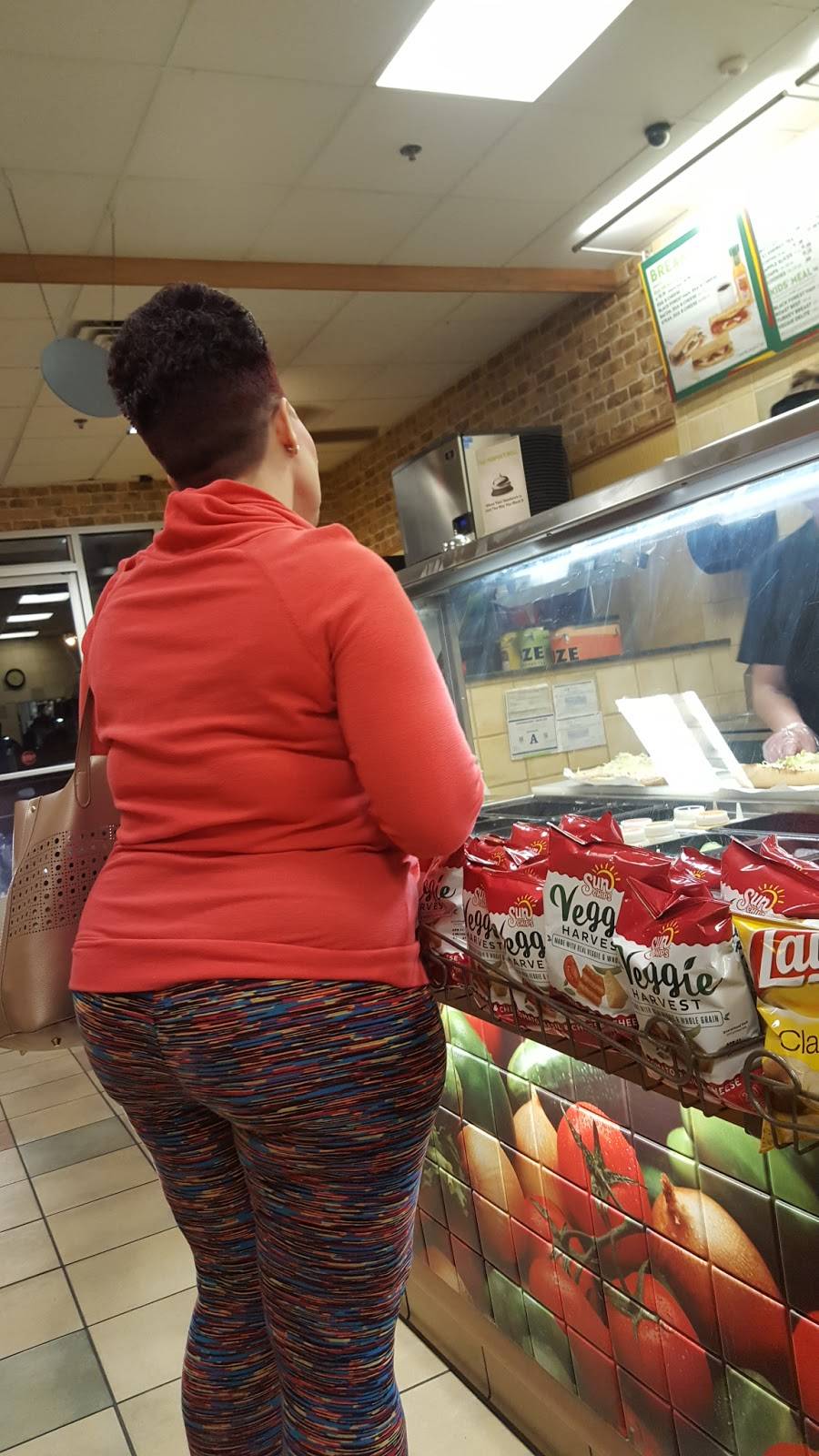 Subway | restaurant | 7377 S Jones Blvd #105, Las Vegas, NV 89139, USA | 7023614786 OR +1 702-361-4786