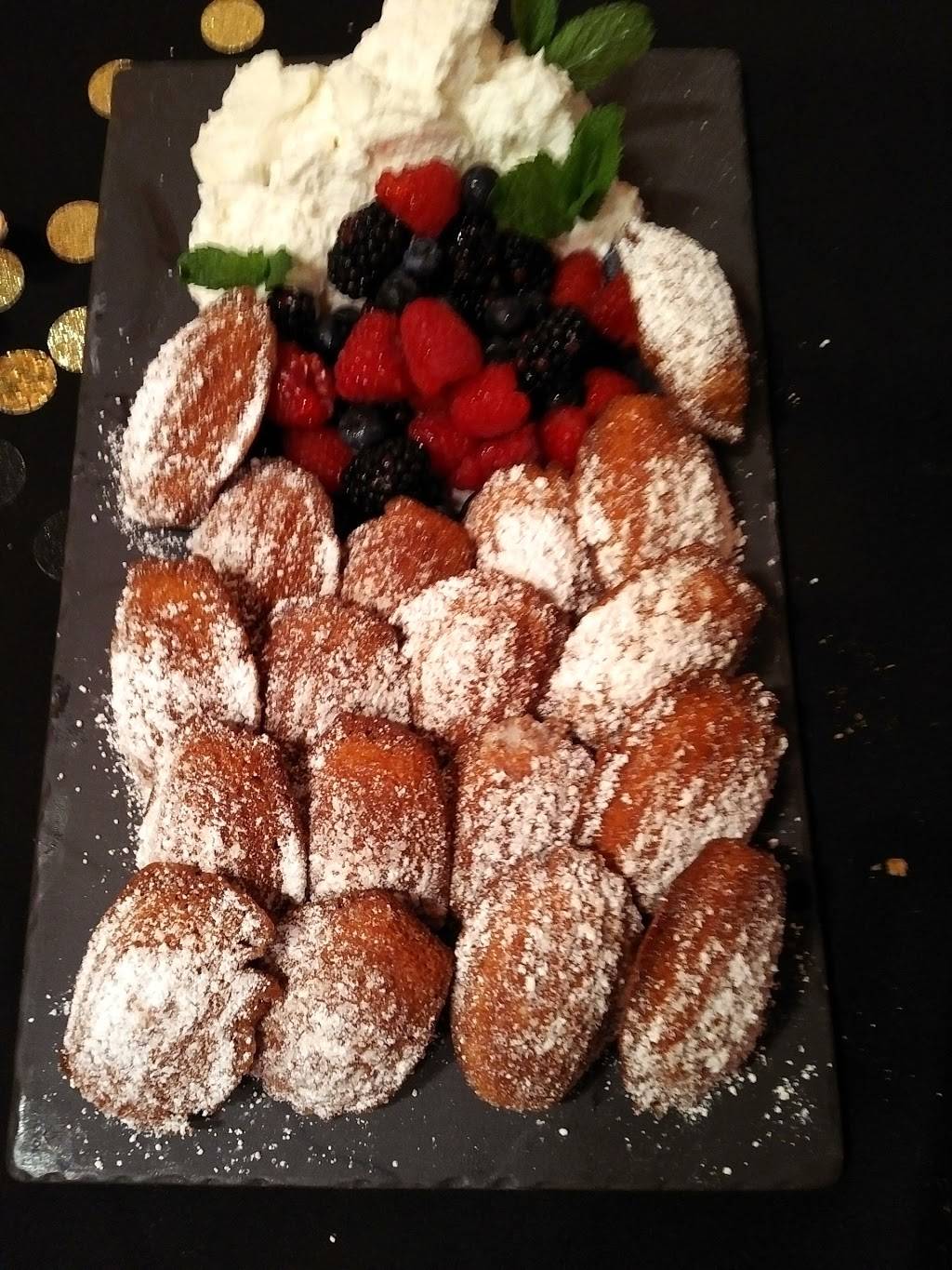 A Restaurant | restaurant | 3334 West Coast Hwy, Newport Beach, CA 92663, USA | 9496506505 OR +1 949-650-6505