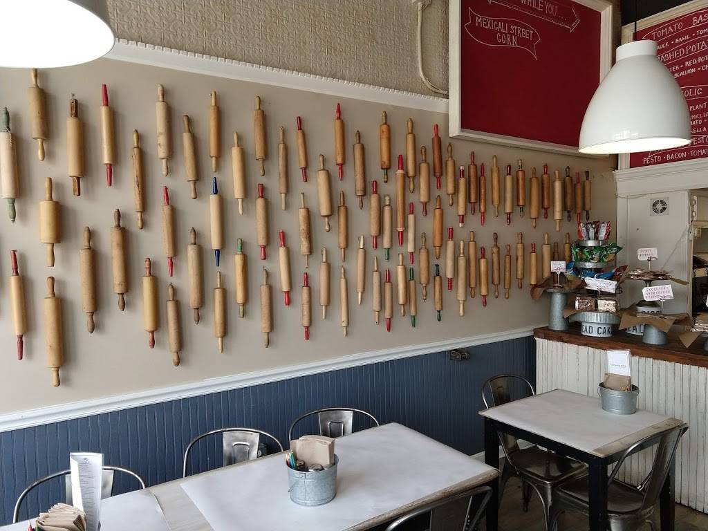 Corner Grille | restaurant | 806 Pleasant St, Worcester, MA 01602, USA | 5087548884 OR +1 508-754-8884