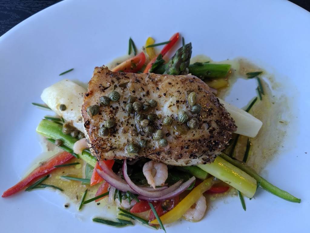 Smees Alaskan Fish Bar & Market Place | restaurant | 50 N Sierra St, Reno, NV 89501, USA | 7756228829 OR +1 775-622-8829