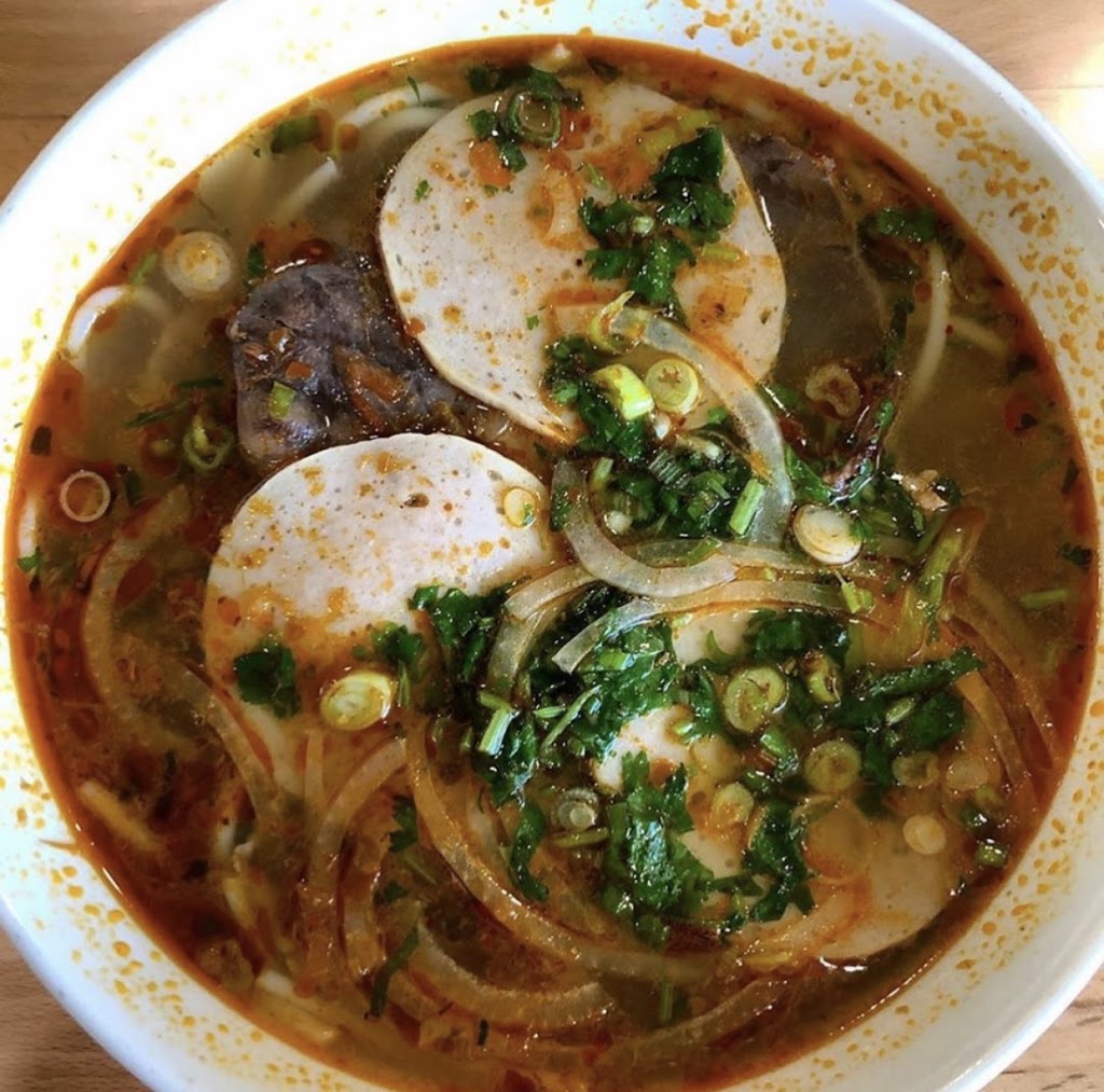 Cilantro Noodle | restaurant | 2001 Commonwealth Ave, Charlotte, NC 28205, USA | 7043459490 OR +1 704-345-9490