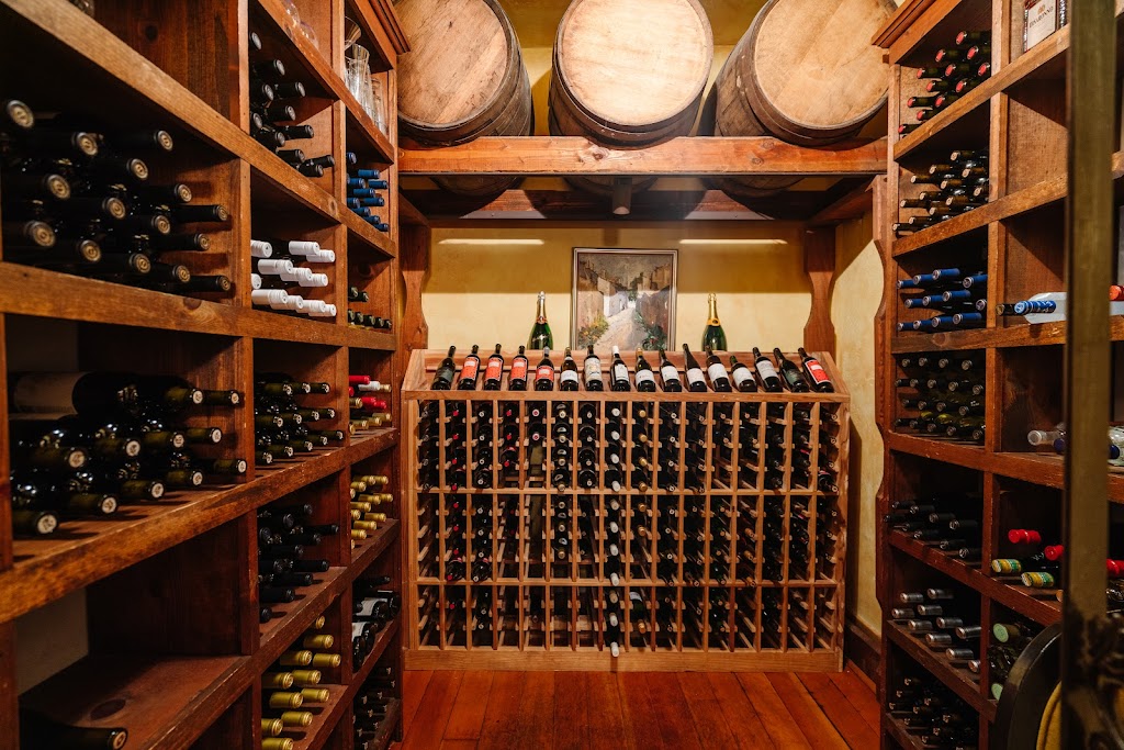 The Cellar | restaurant | 48688 Victoria Ln, Oakhurst, CA 93644, USA | 5596836860 OR +1 559-683-6860