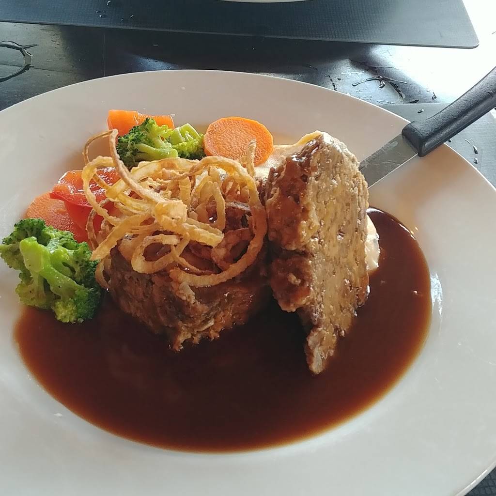 Lionheart British Pub & Restaurant | restaurant | 3221 Derry Rd W, Mississauga, ON L5N 7L7, Canada | 9058246669 OR +1 905-824-6669