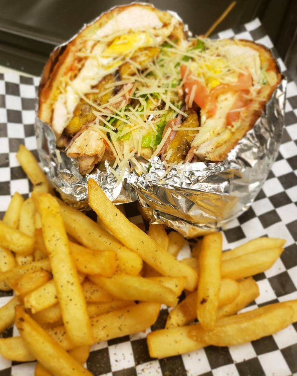 Chamos Bar & Grill | restaurant | 1109 S Mason Rd, Katy, TX 77450, USA | 2814929090 OR +1 281-492-9090