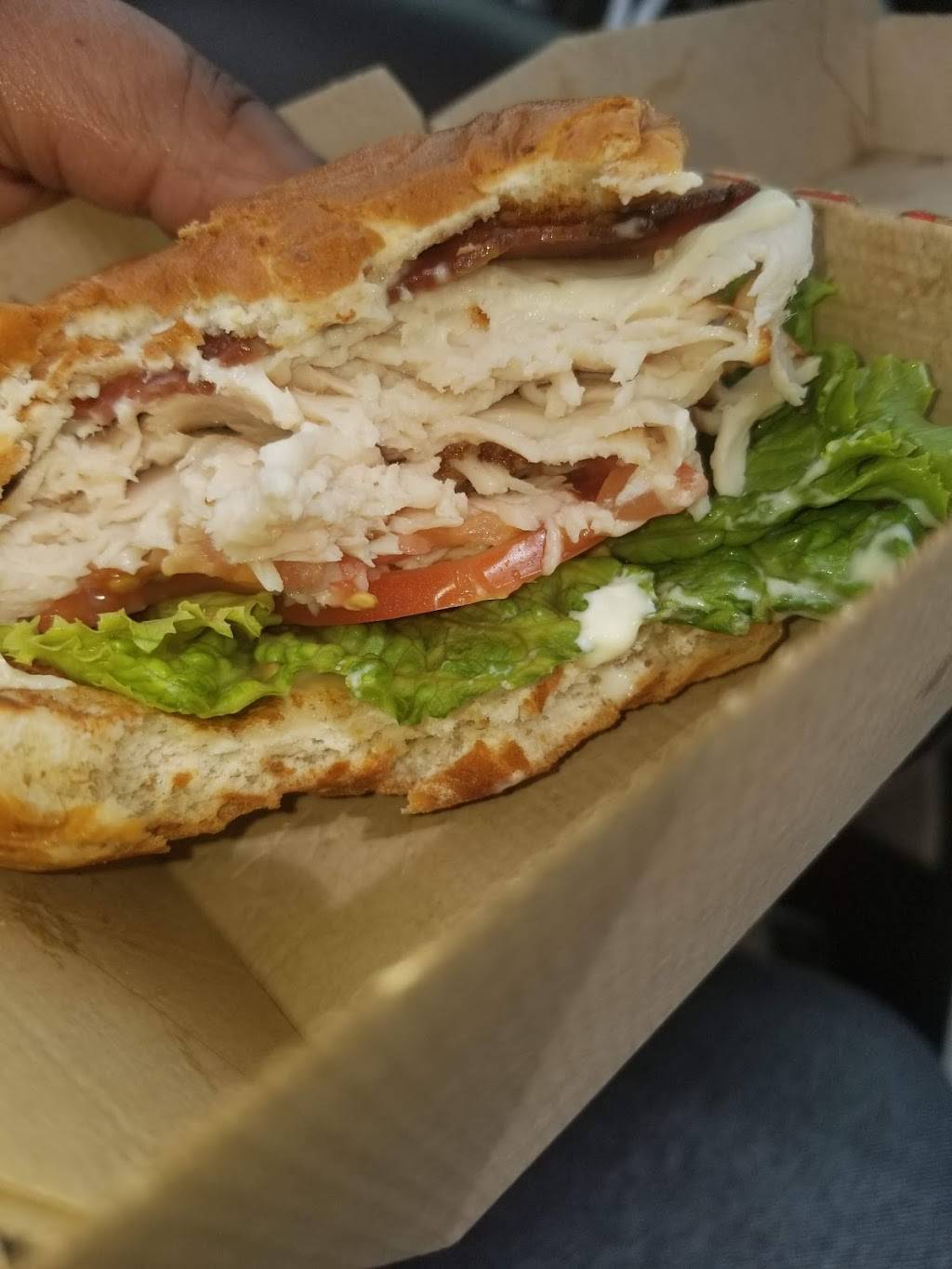 Arbys | restaurant | 4900 George Washington Hwy, Portsmouth, VA 23702, USA | 7574853577 OR +1 757-485-3577