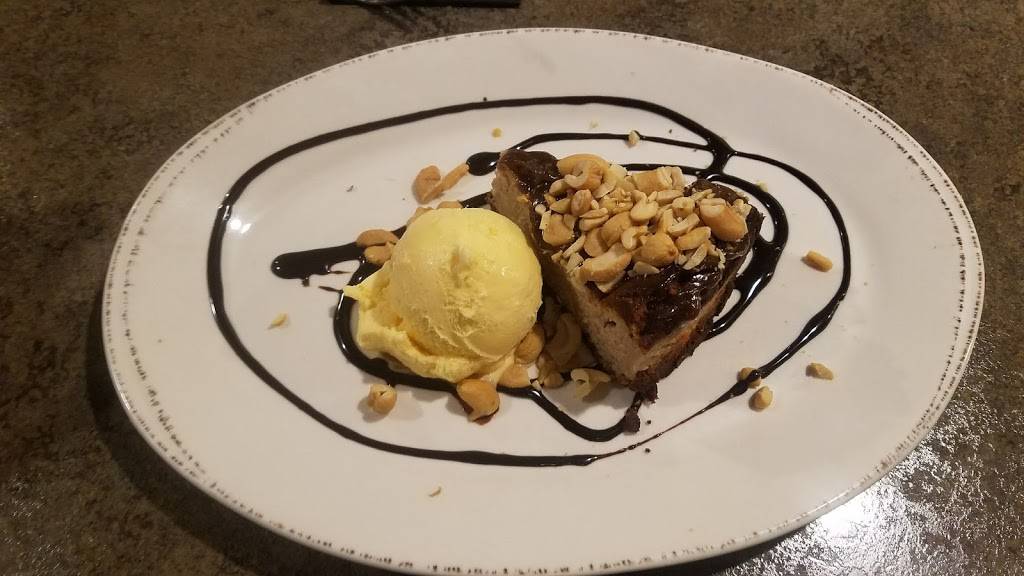 The Suburban Bourbon | restaurant | S76W17745 Janesville Rd, Muskego, WI 53150, USA | 2626824406 OR +1 262-682-4406