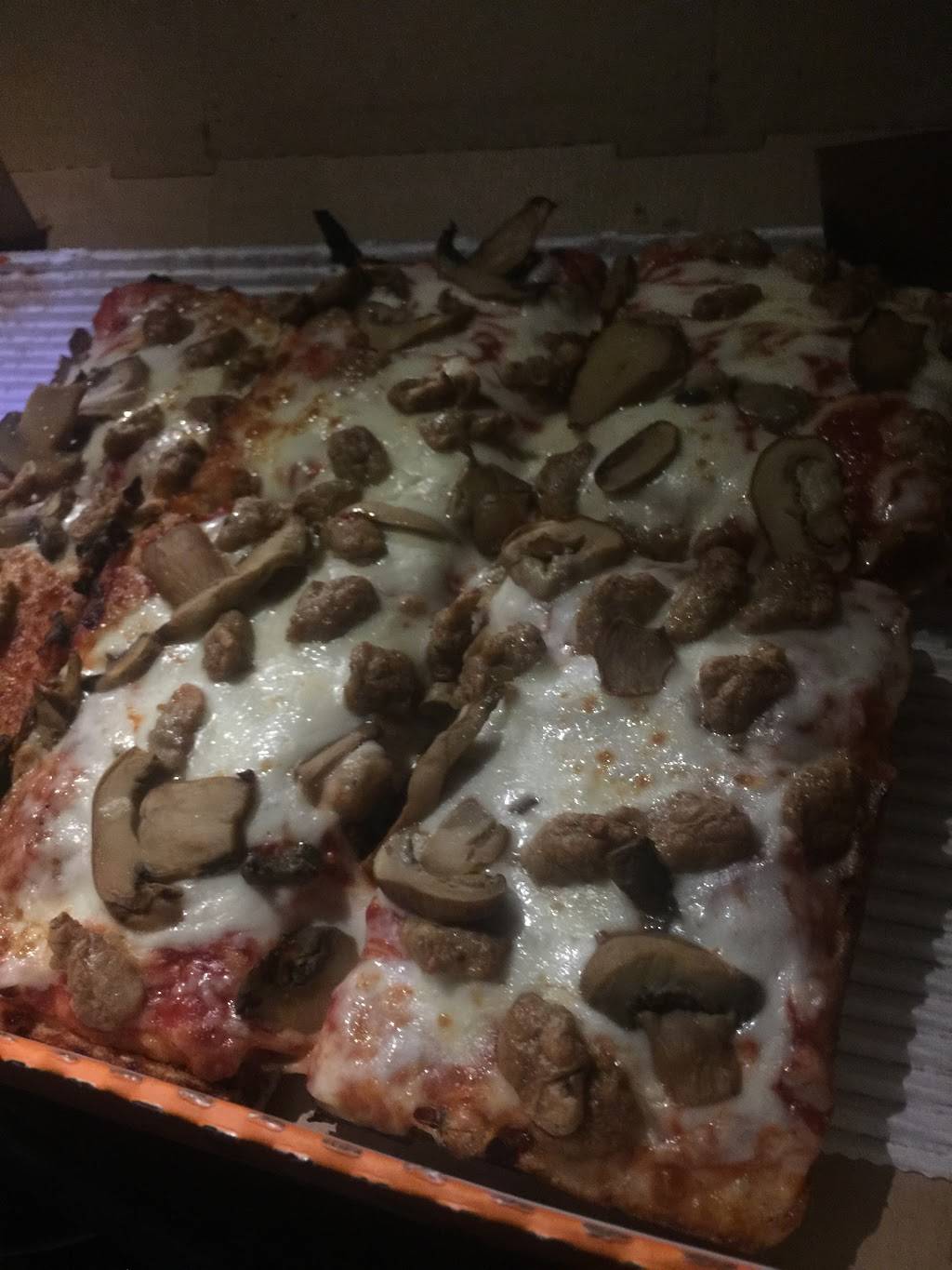 Little Caesars Pizza | meal takeaway | 1100 Sergeant Jon Stiles Dr, Highlands Ranch, CO 80129, USA | 3036830808 OR +1 303-683-0808