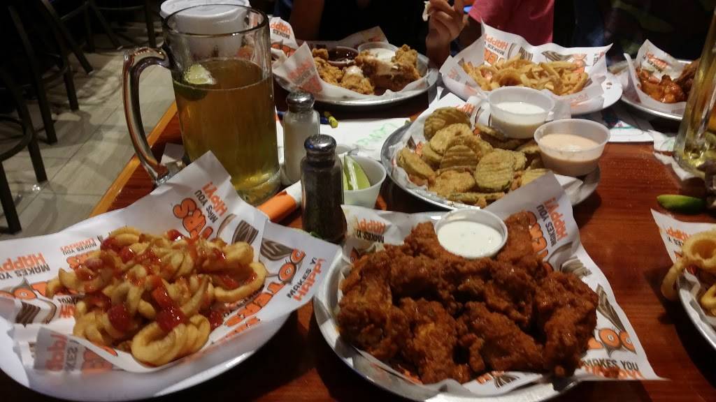 Hooters | restaurant | 5821 Interstate 20 W, Arlington, TX 76016, USA | 8175169464 OR +1 817-516-9464