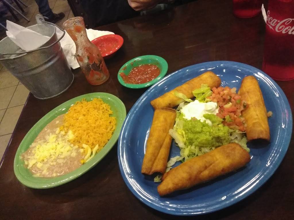 Amigos bar and grill | restaurant | 7228 Region Ln, Knoxville, TN 37914, USA | 8653129444 OR +1 865-312-9444