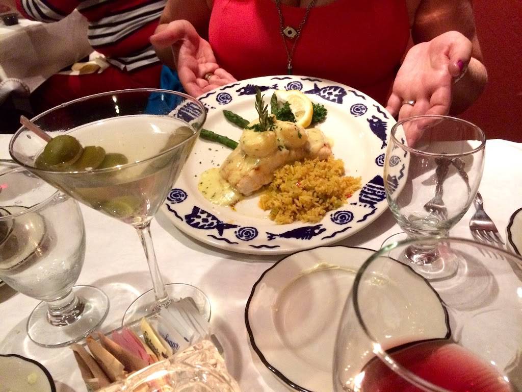 Pinewood Supper Club | restaurant | 1208 Half Moon Lake Dr, Mosinee, WI 54455, USA | 7156933180 OR +1 715-693-3180