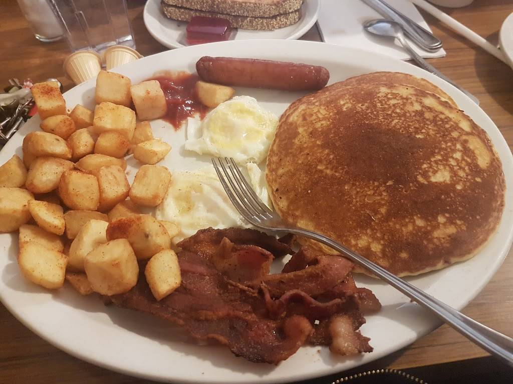 Woodward Restaurant | restaurant | 430 Woodward Ave, Hamilton, ON L8H 3E5, Canada | 9055472827 OR +1 905-547-2827