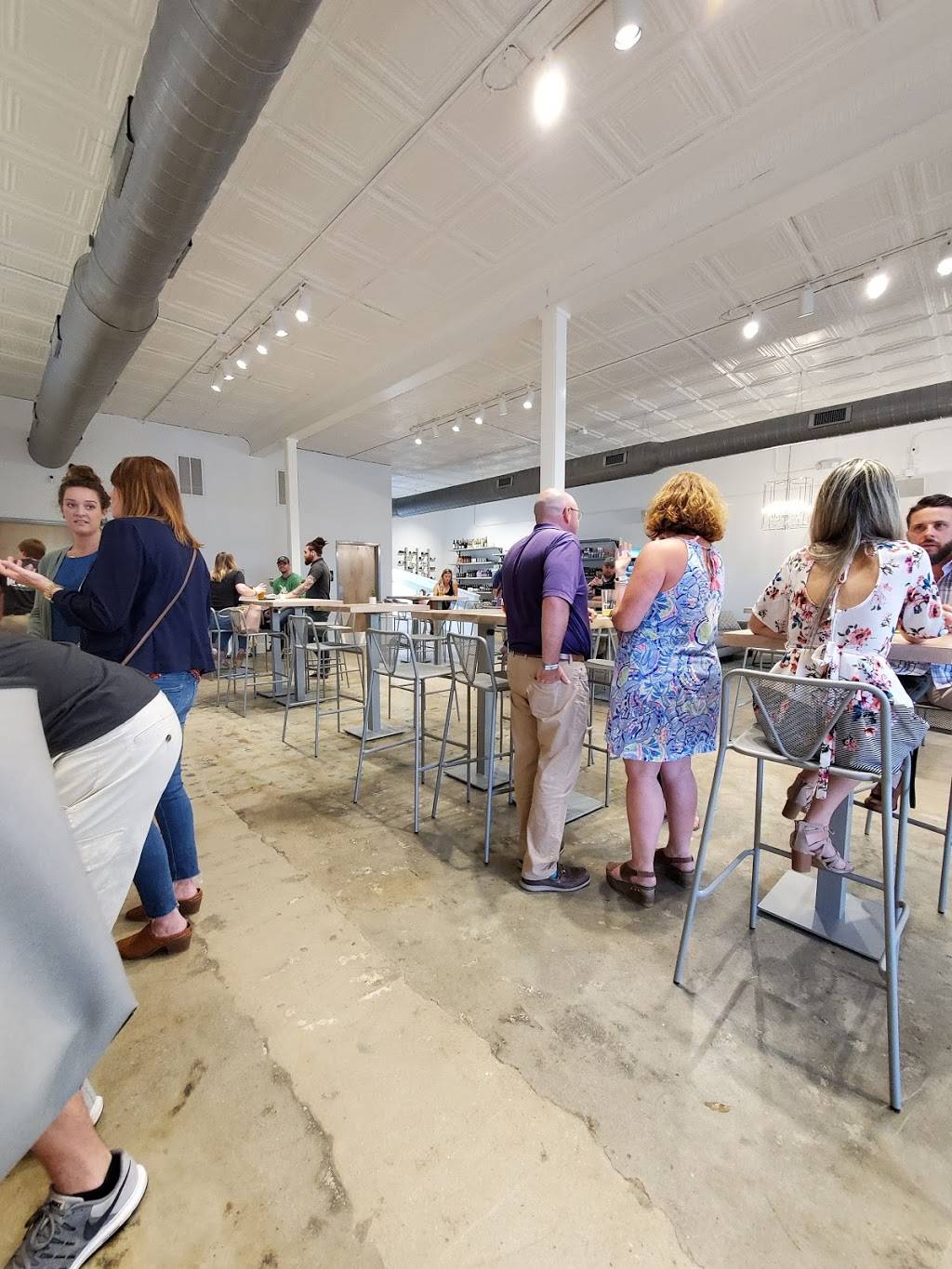 MPOURIUM | restaurant | 814 Dickinson Ave, Greenville, NC 27834, USA | 2525658773 OR +1 252-565-8773