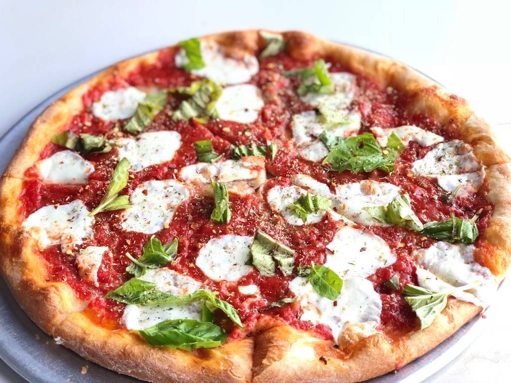 New Yorker Pizza | cafe | 828 S King St, Leesburg, VA 20175, USA | 7037776985 OR +1 703-777-6985