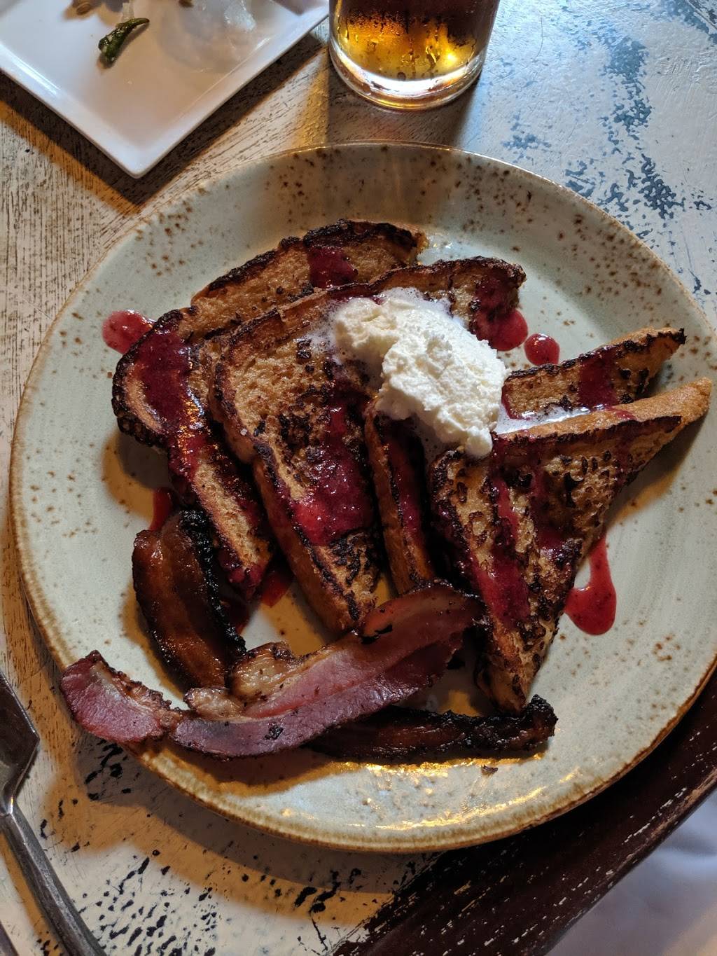 Zazu Gastropub | restaurant | 112 S 8th St, Opelika, AL 36801, USA | 3342031747 OR +1 334-203-1747