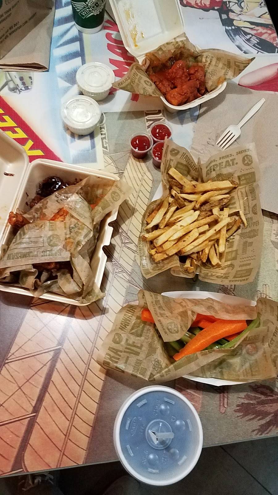 Wingstop | restaurant | 24825 Alessandro Blvd, Moreno Valley, CA 92553, USA | 9512429200 OR +1 951-242-9200