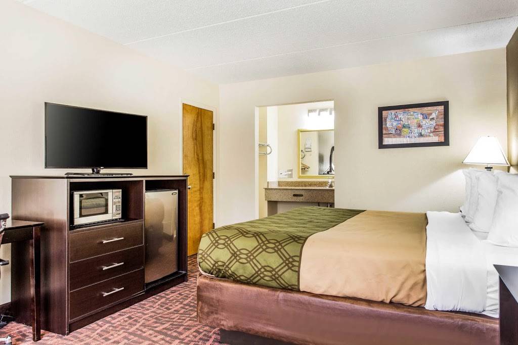 Econo Lodge Asheville Airport | restaurant | 196 Underwood Rd, Fletcher, NC 28732, USA | 8286841200 OR +1 828-684-1200