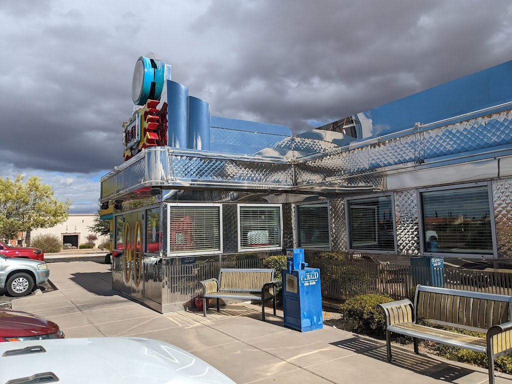 Papas 50S Diner LLC | restaurant | 3500 Canyon De Flores, Sierra Vista, AZ 85650, USA | 5203781950 OR +1 520-378-1950