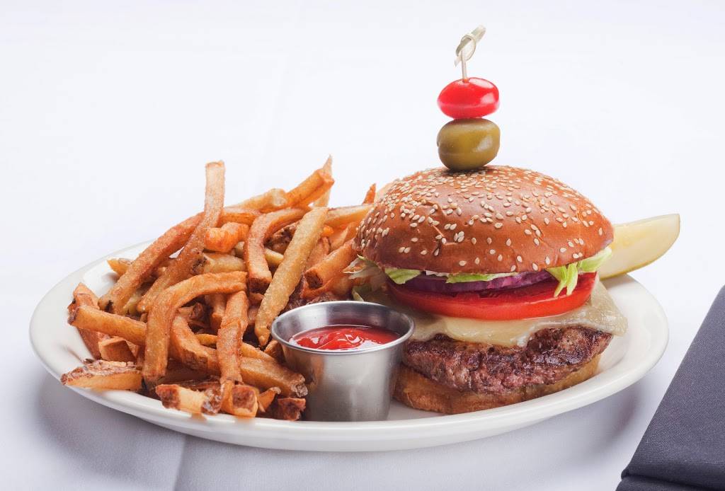 Harry & Izzys | restaurant | 4050 E 82nd St, Indianapolis, IN 46250, USA | 3179158045 OR +1 317-915-8045