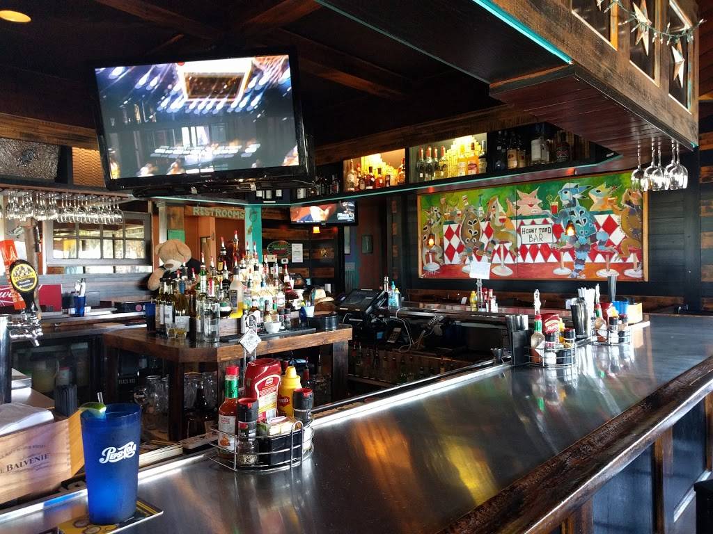 Horny Toad Cafe & Bar | restaurant | 5812 I-35, Denton, TX 76207, USA | 9403832150 OR +1 940-383-2150