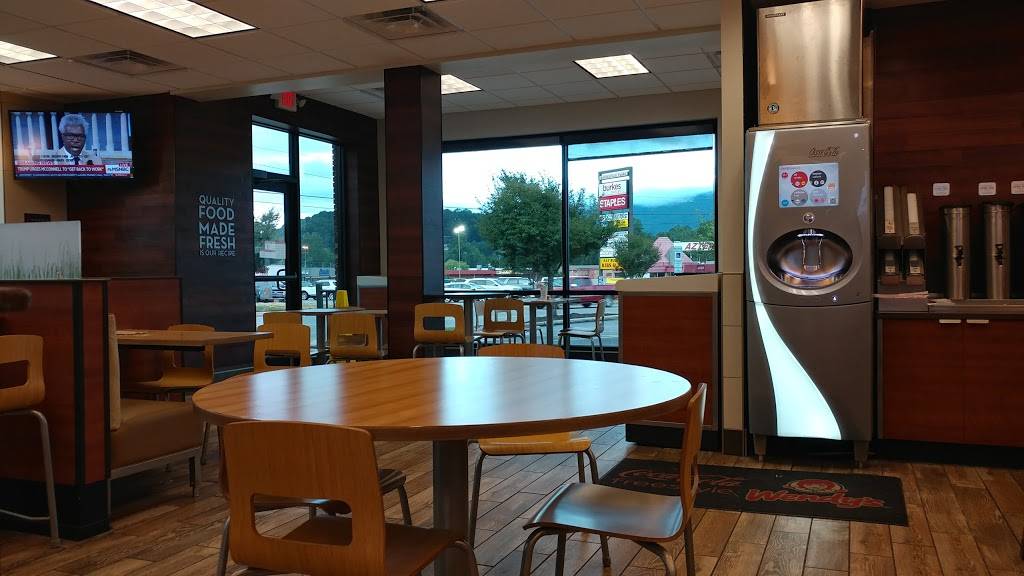 Wendys | restaurant | 551 Russ Ave, Waynesville, NC 28786, USA | 8284522767 OR +1 828-452-2767