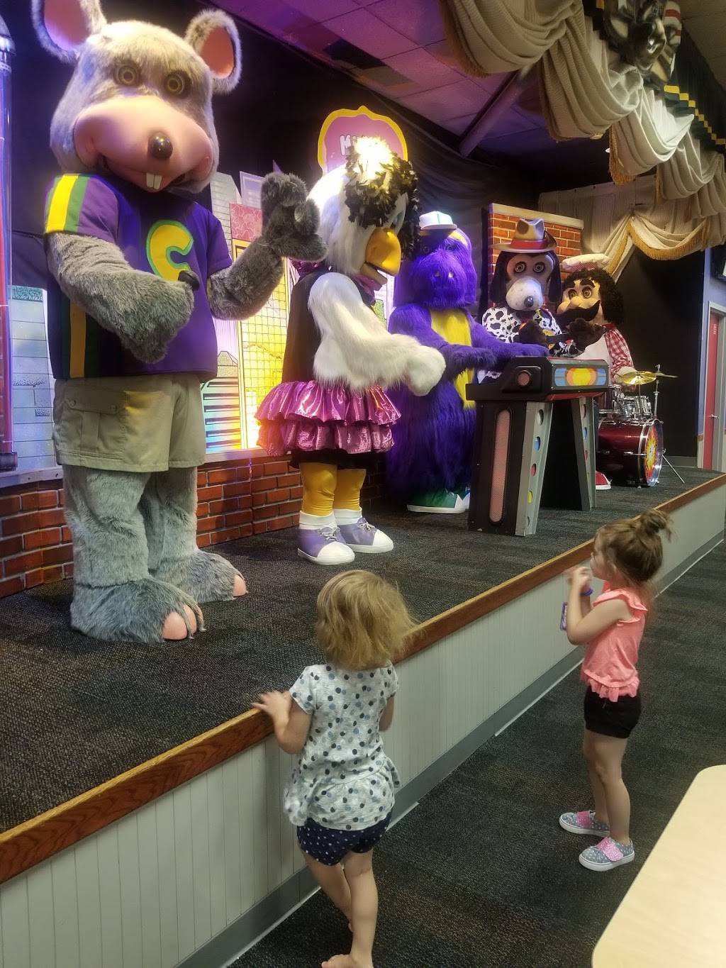 Chuck E. Cheese | restaurant | 4994 Harlem Rd, Amherst, NY 14226, USA | 7168393543 OR +1 716-839-3543