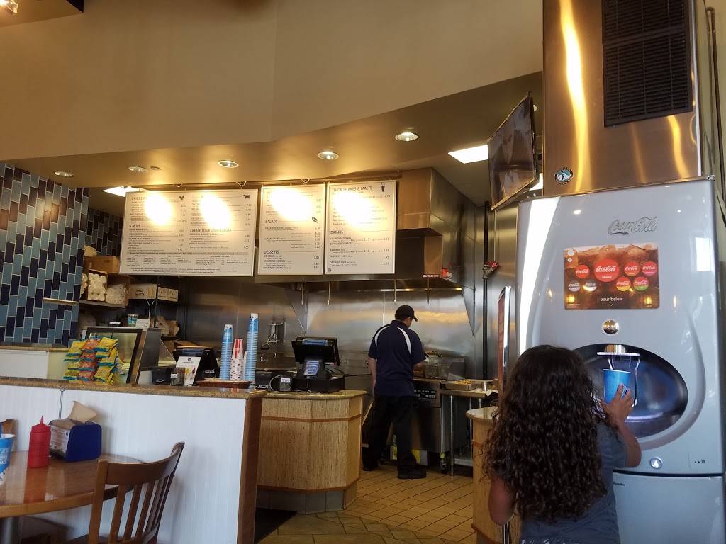 Elevation Burger | restaurant | FAIR OAKS MALL, 11750 Fair Oaks Mall, Fairfax, VA 22033, USA | 7033645154 OR +1 703-364-5154