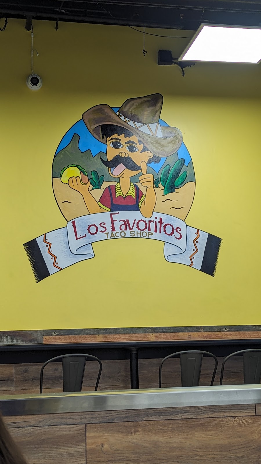 Los Favoritos Taco Shop | restaurant | 2649 S Market St #101, Gilbert, AZ 85295, USA | 4808993115 OR +1 480-899-3115