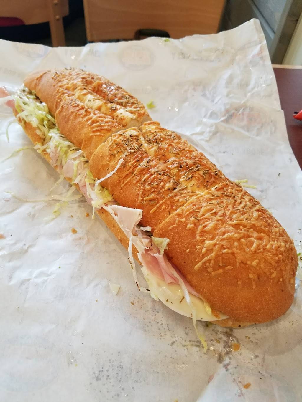 Jersey Mikes Subs | restaurant | 10388 Sepulveda Blvd, Mission Hills, CA 91345, USA | 8186396344 OR +1 818-639-6344