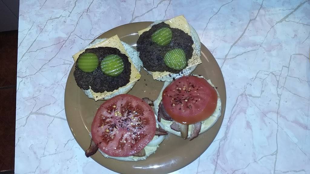 Jack in the Box | restaurant | 6811 W Military Dr, San Antonio, TX 78227, USA | 2106744647 OR +1 210-674-4647